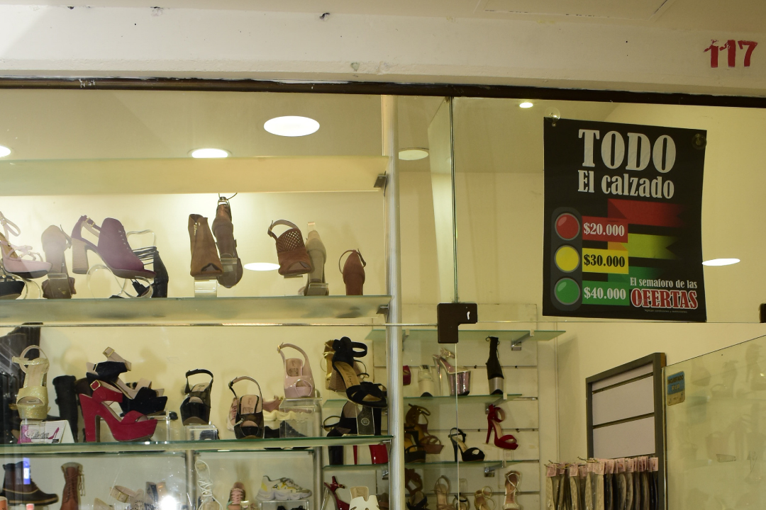 Shoes Bazaar Pasaje Comercial Boulevard de Jun n